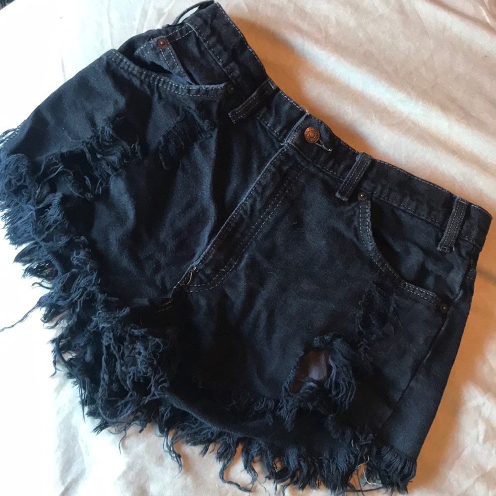 Levi’s distressed denim shorts